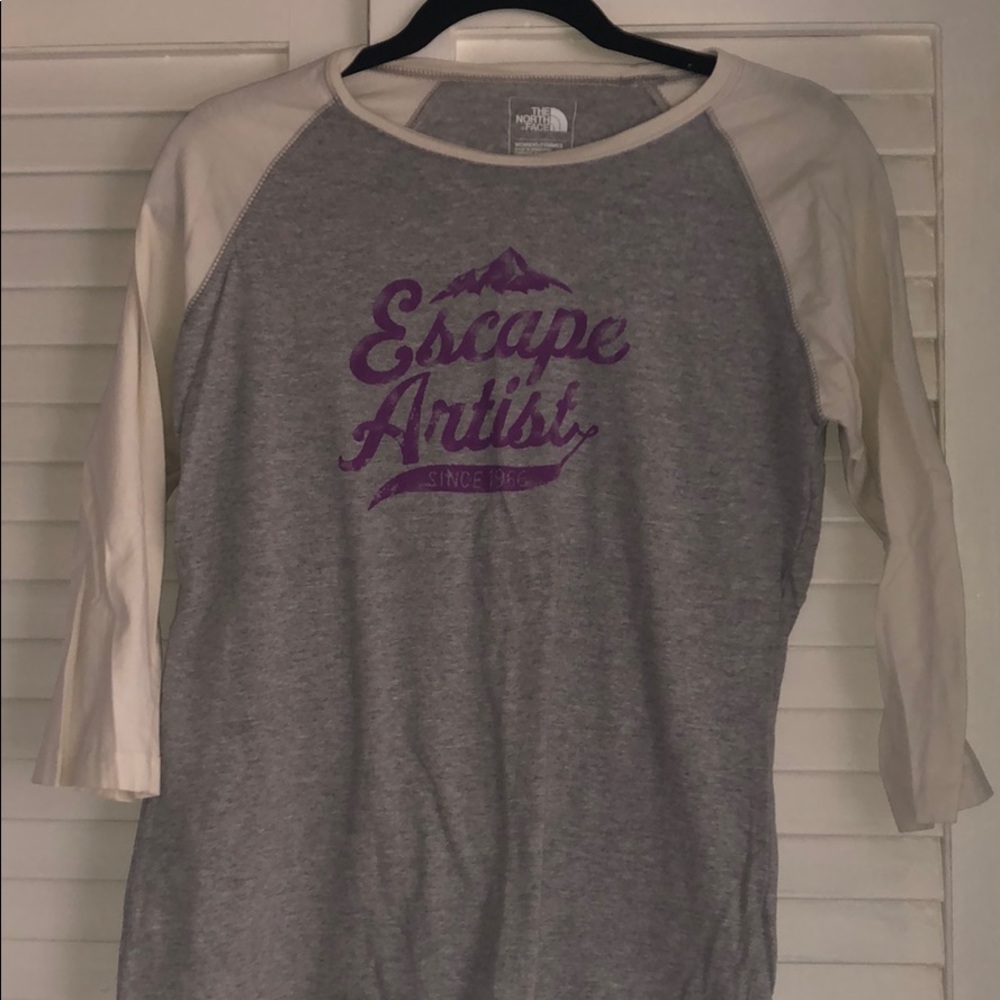 3/4 Sleeve North Face shirt